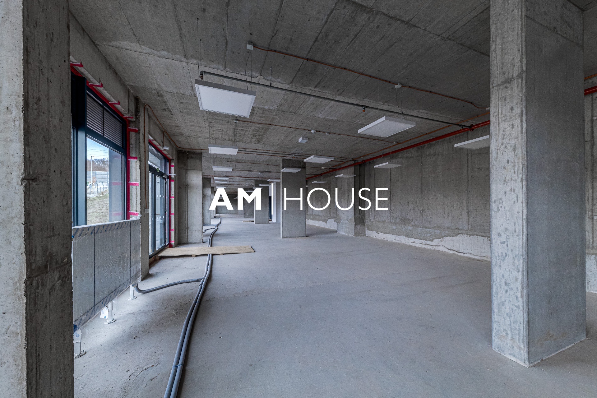 Rent, Commercial space, 64 m² – Praha – Vysočany