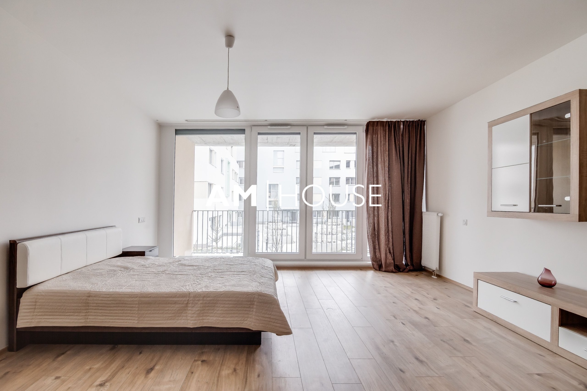 Rent flat 1+kk, 42 m² – Praha – Žižkov