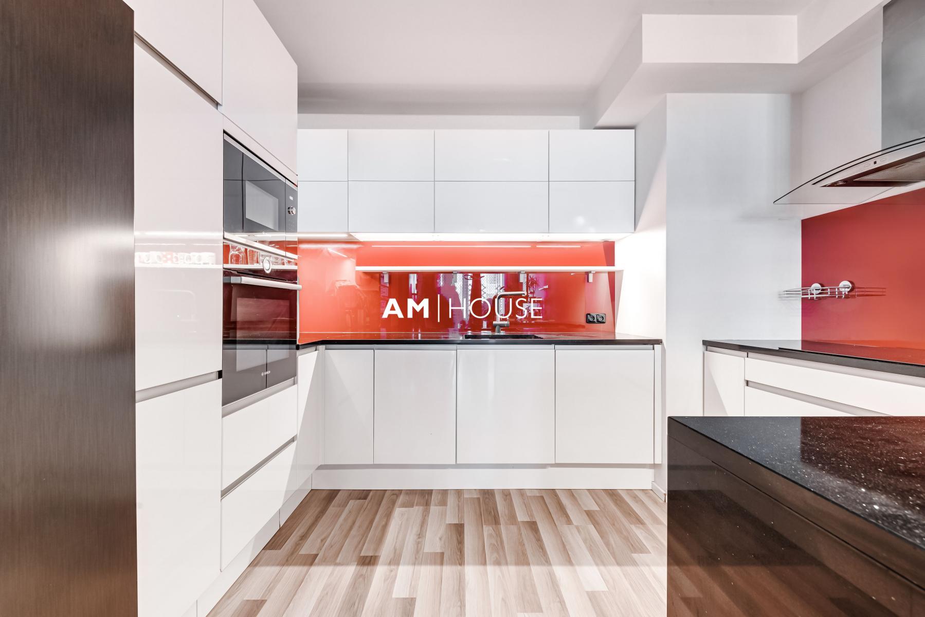 Pronajem bytu 3+kk, 82m2 + balkon – Praha 3, Strašnice