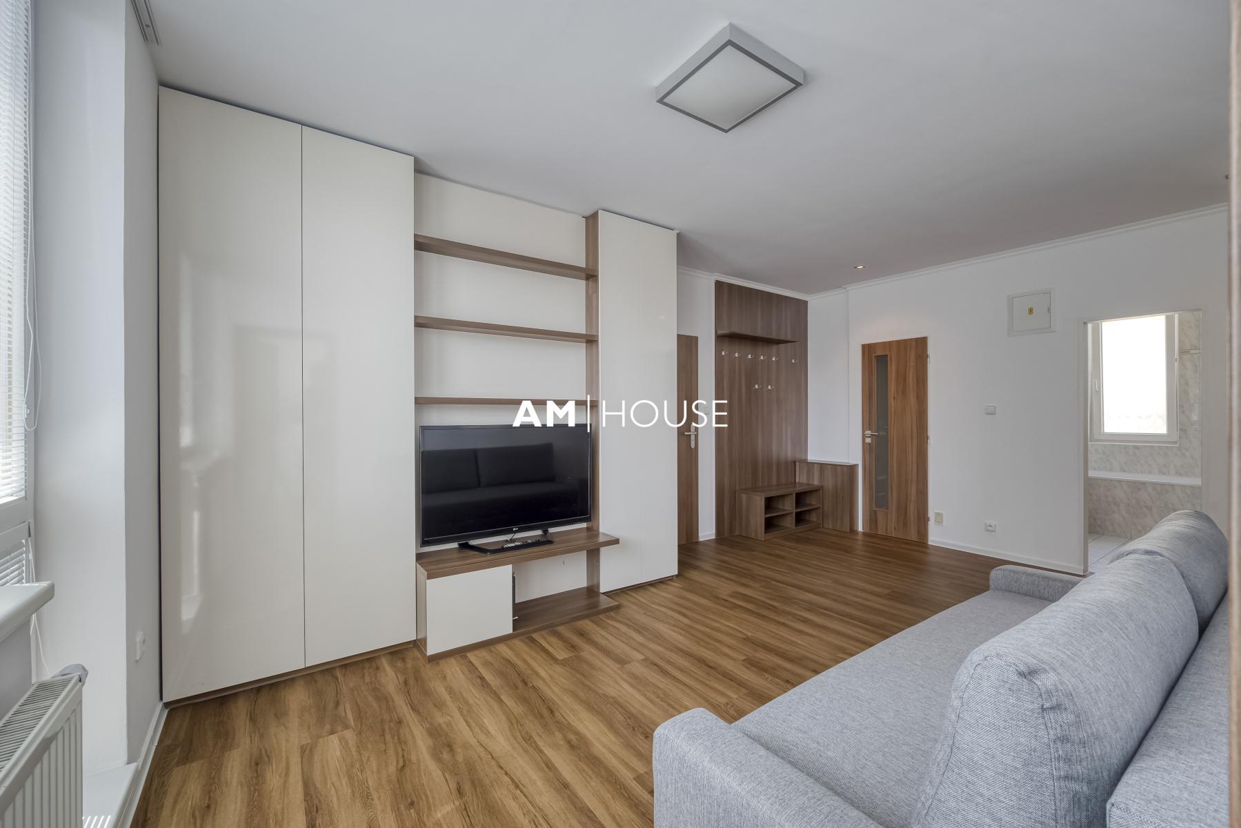 Pronájem bytu 2+1 53 m&sup2; Petržílkova, Praha — Stodůlky